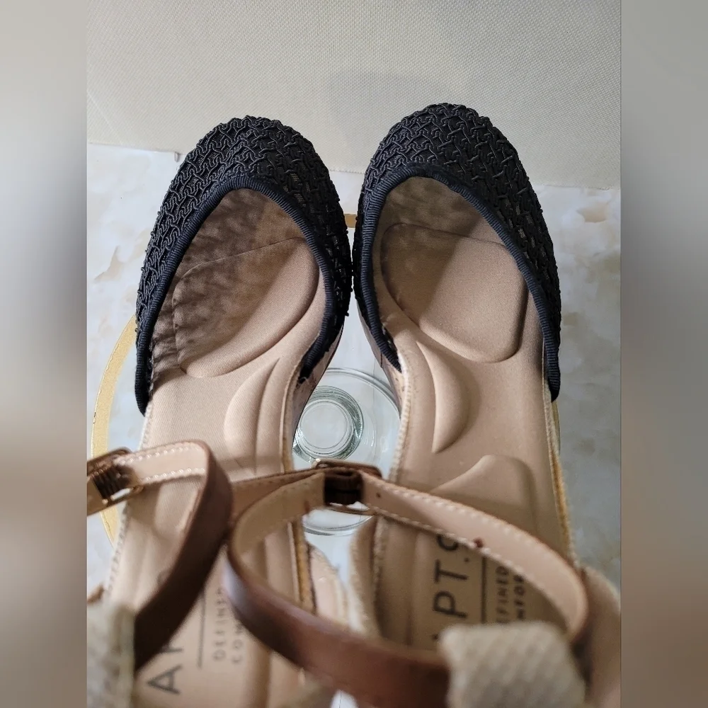 APT 9 Wedge Heal Dress Shoes 7.5 - Picture 4 of 7